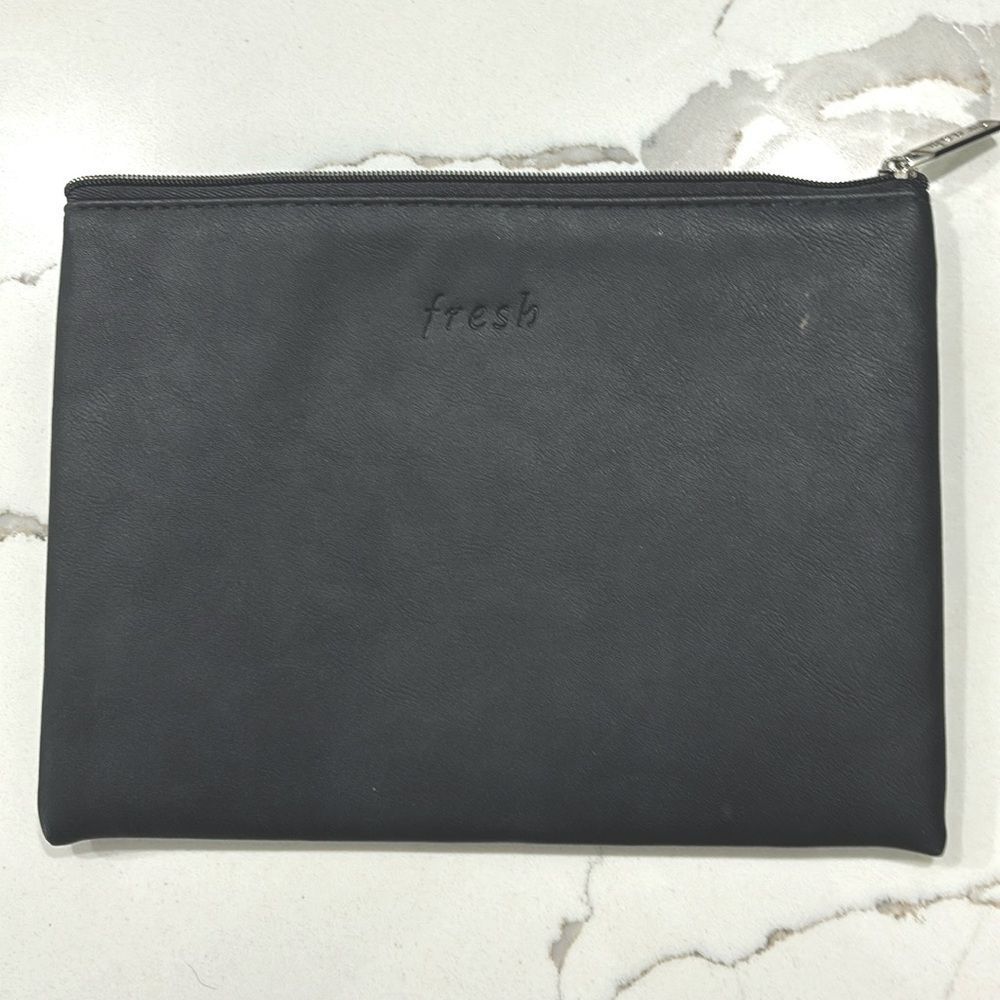 FRESH | Women’s Vegan Leather Gray Zippered Makeup COSMETIC BAG